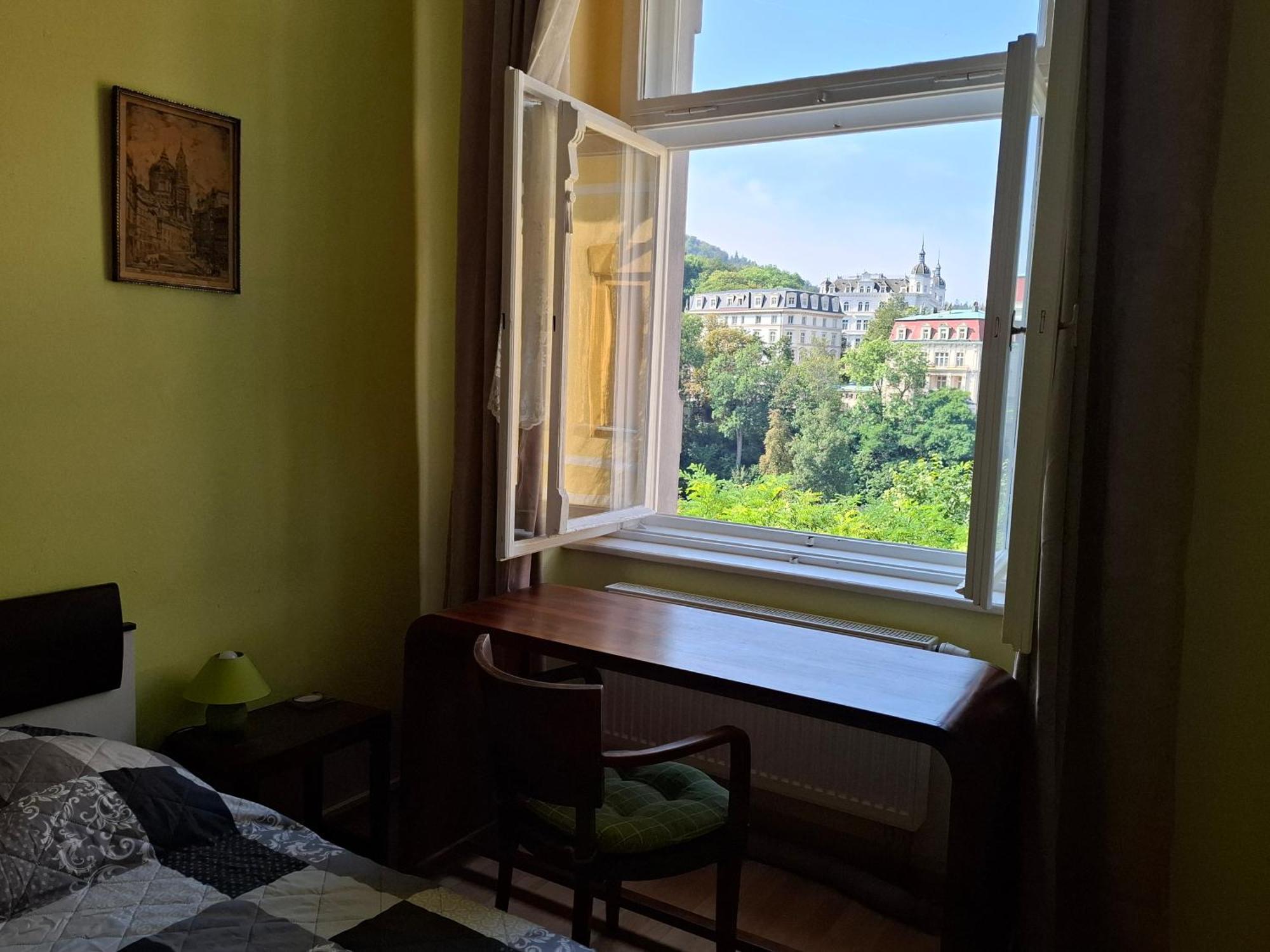 Apartment Fairy Tale Karlovy Vary Exterior photo